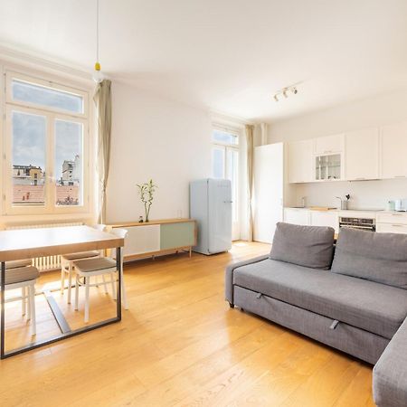 Milano Isola - Bright 2-Room Apartment With Balcony エクステリア 写真