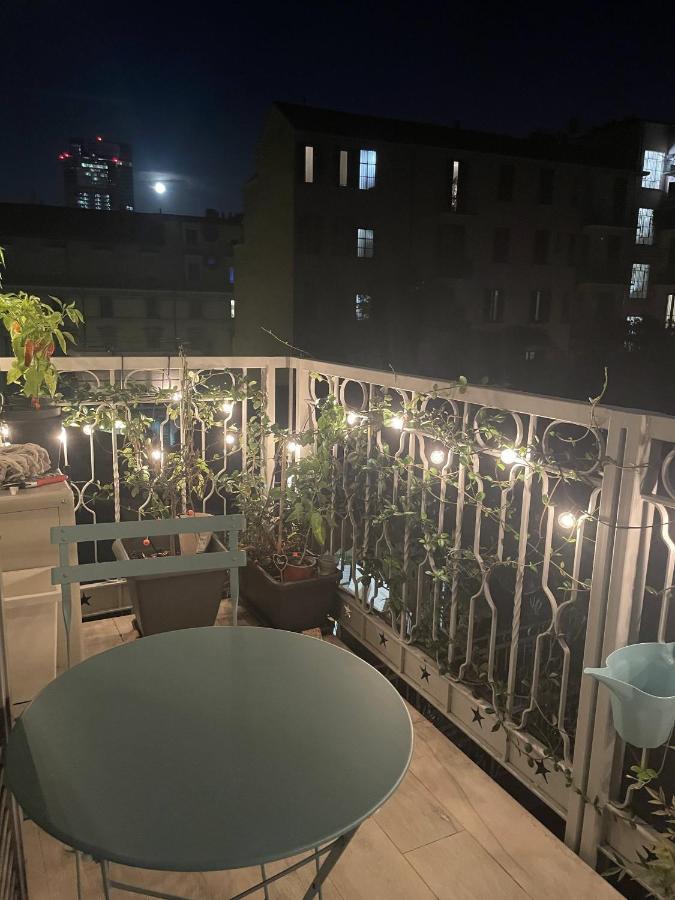 Milano Isola - Bright 2-Room Apartment With Balcony エクステリア 写真