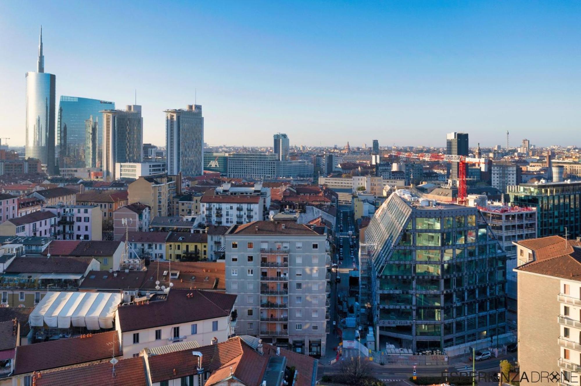 Milano Isola - Bright 2-Room Apartment With Balcony エクステリア 写真